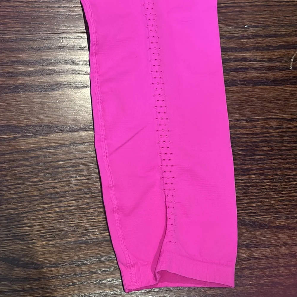 43.  **NWT** FP Movement Good Karma Leggings - Picture 5 of 6